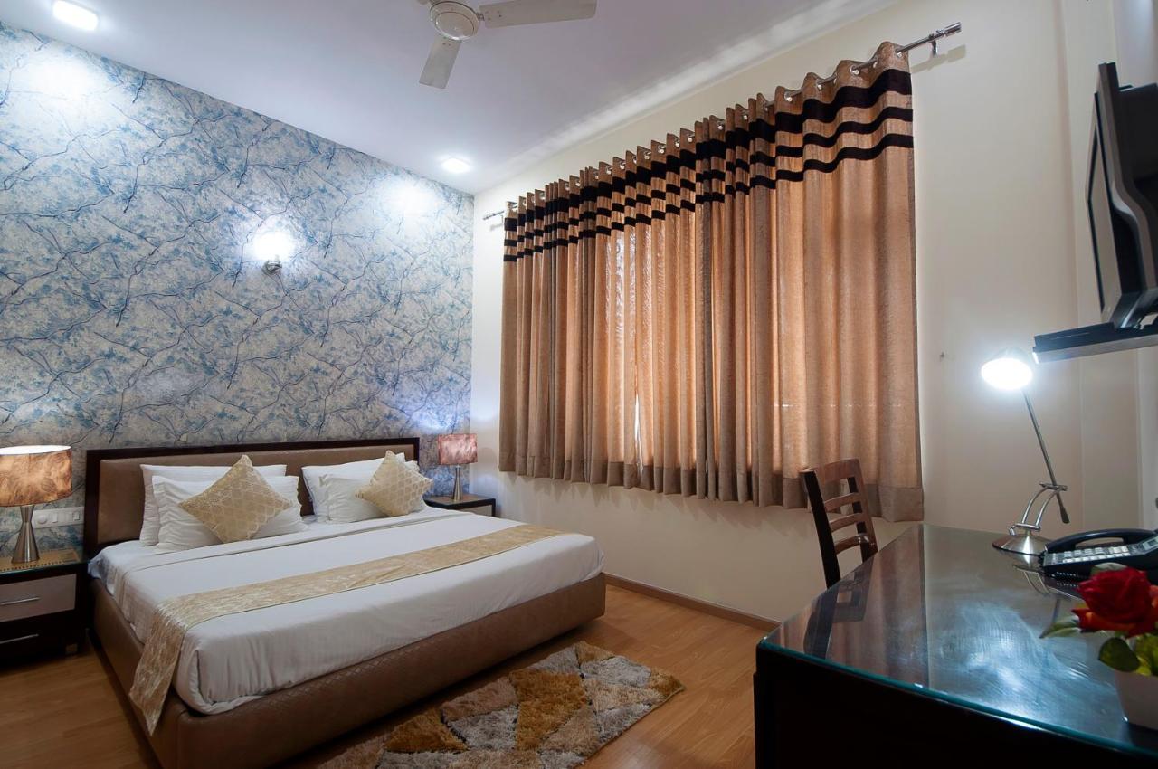Imperial Apartments Huda City Gurgaon Dış mekan fotoğraf