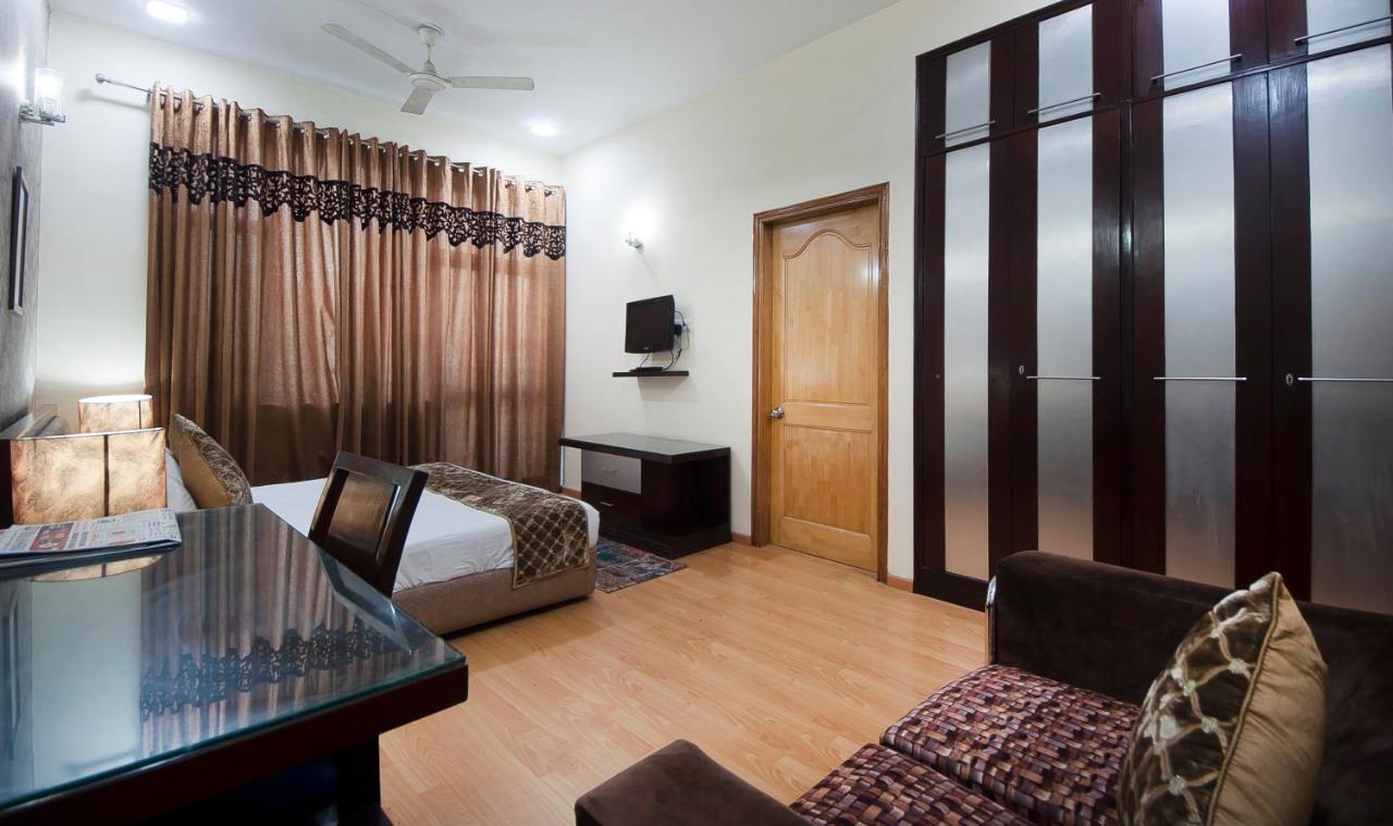 Imperial Apartments Huda City Gurgaon Dış mekan fotoğraf