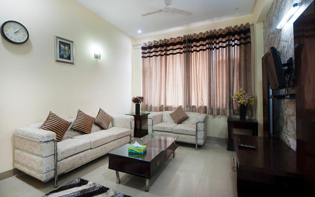 Imperial Apartments Huda City Gurgaon Dış mekan fotoğraf